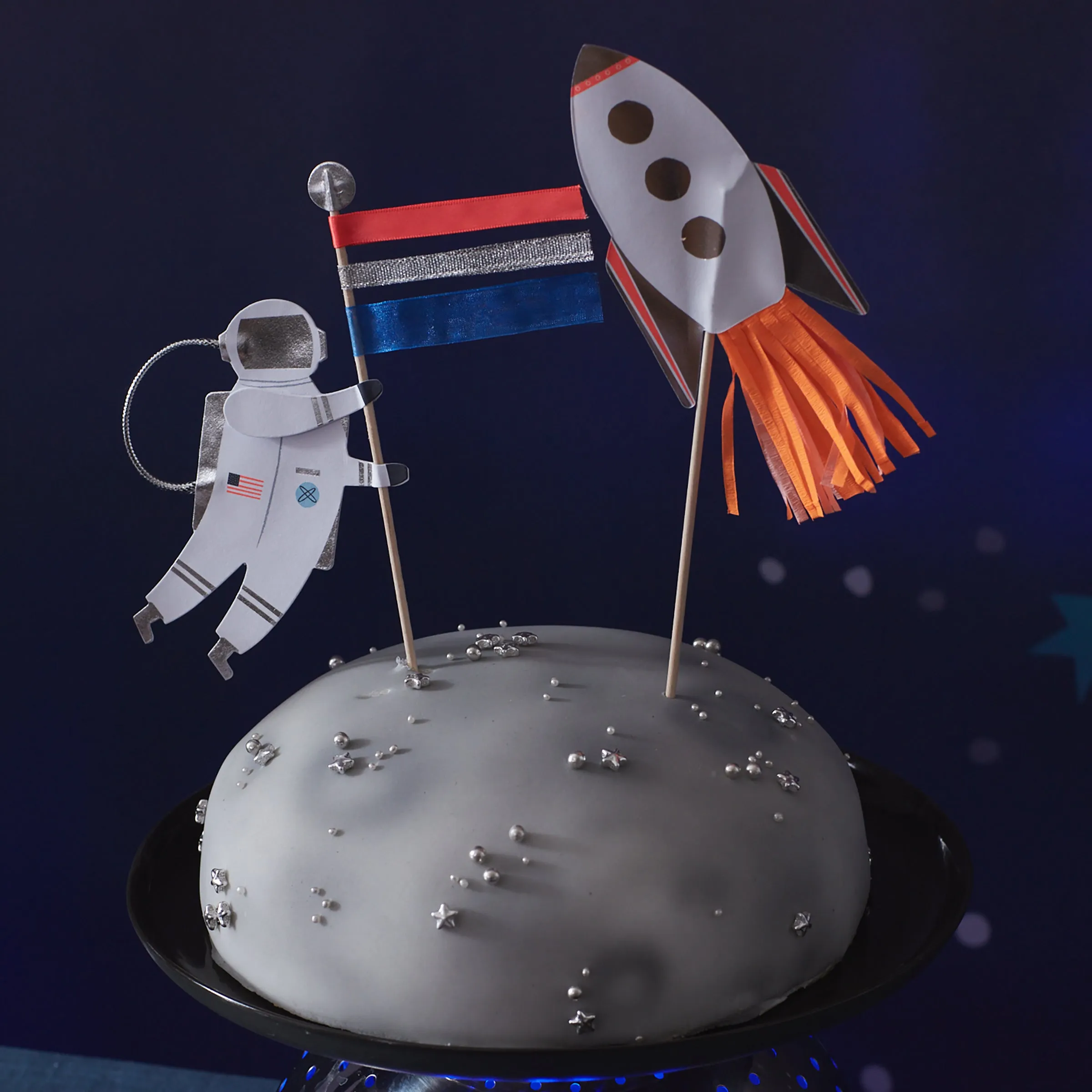 Space Cake Toppers (x 2)